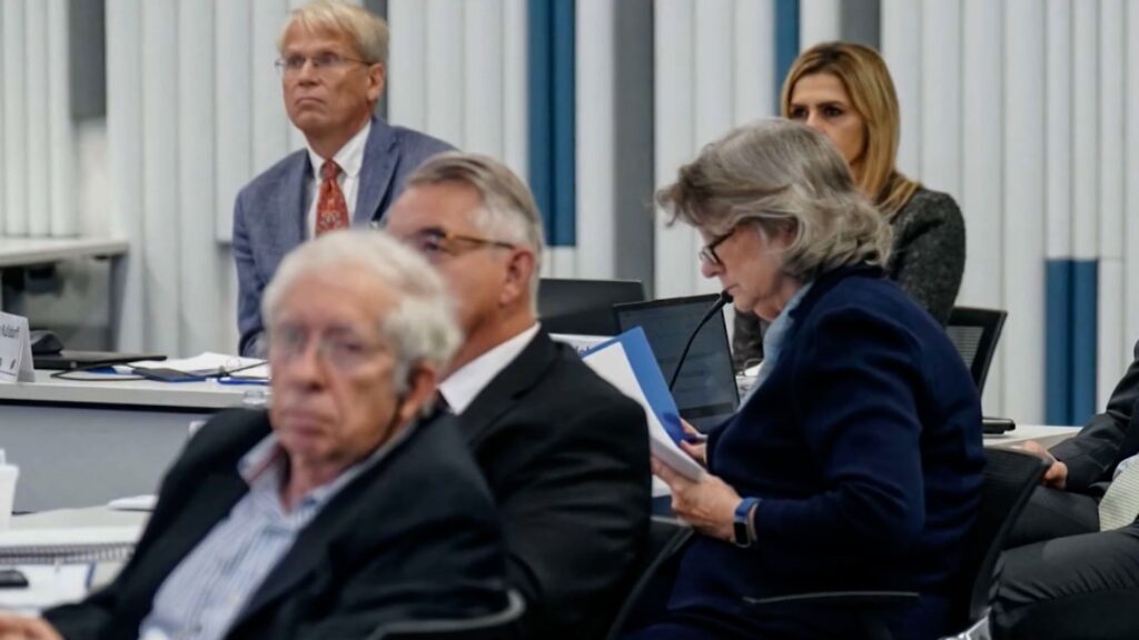 CDC advisers vote that patients must consult a health care provider for Covid-19 vaccination — but no prescription required